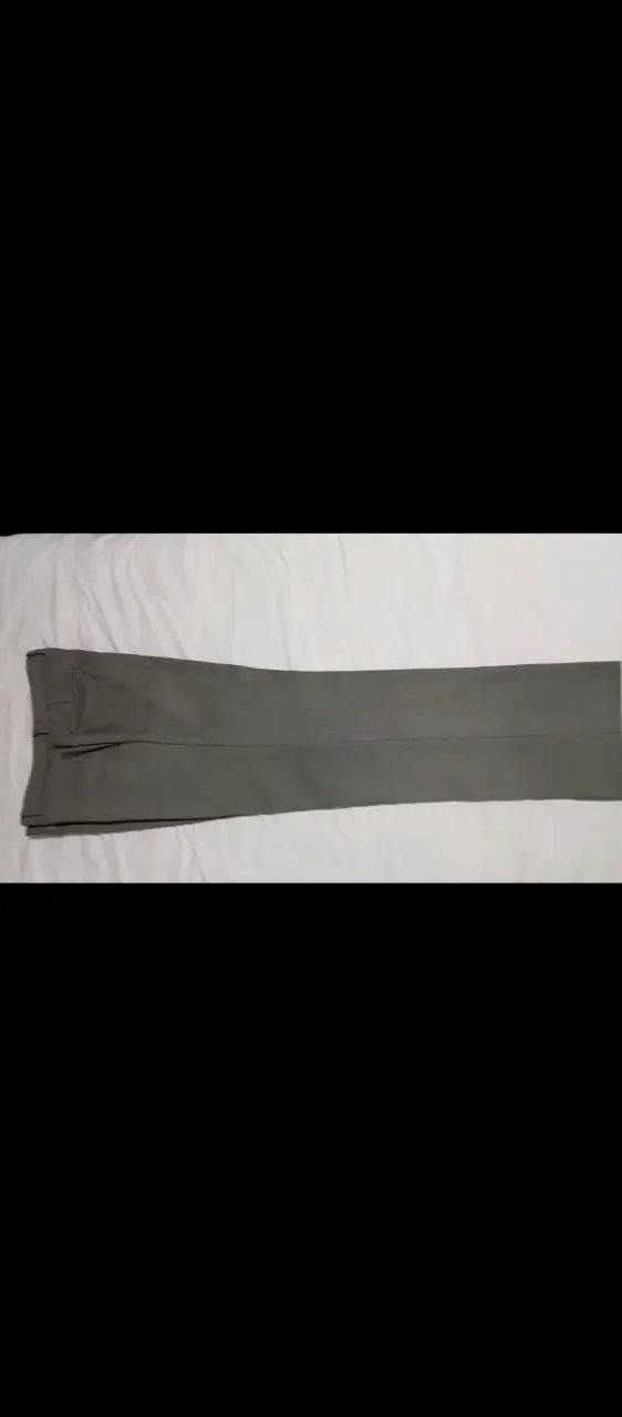 Traje gris para hombre en buen estado - 5