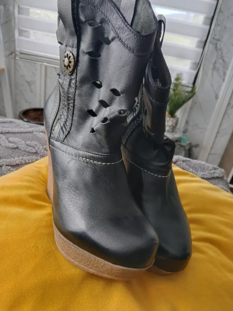 Botas de cuero negro con plataforma - 2