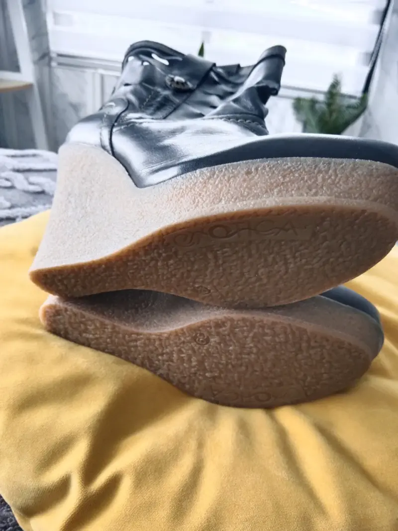 Botas de cuero negro con plataforma - 3