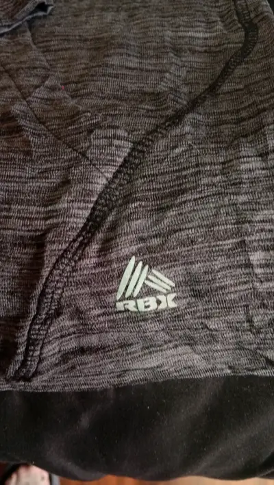 Polerón deportivo gris con capucha para mujer - miniatura 2