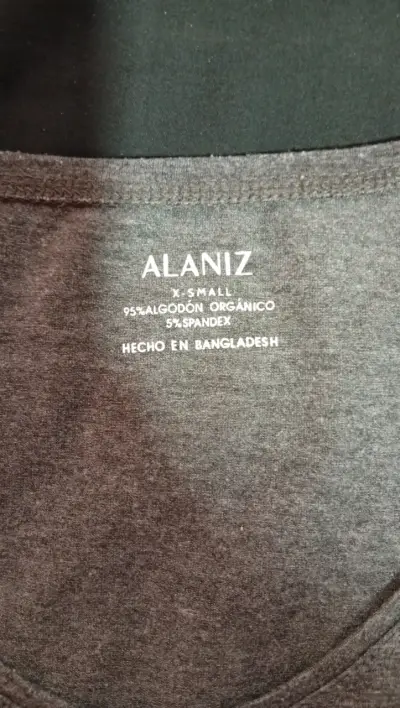 Polera sin mangas gris Alaniz de algodón orgánico - miniatura 2