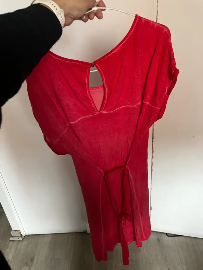 Vestido rojo Saville Row con diseño elegante - 2