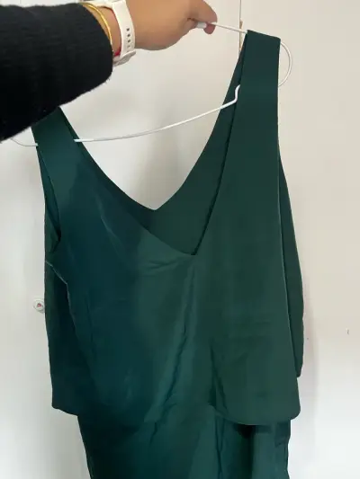 Vestido verde esmeralda Forever 21 talla S - miniatura 2