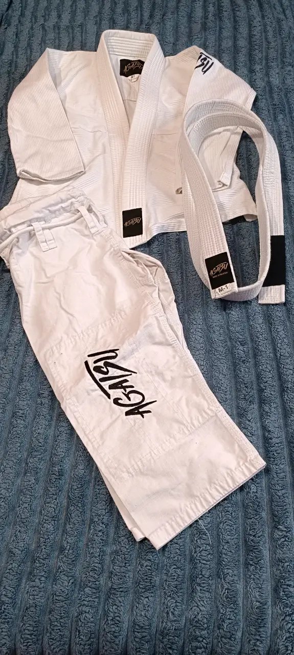 Kimono de Jiu Jitsu Agatsu Blanco Talla M1