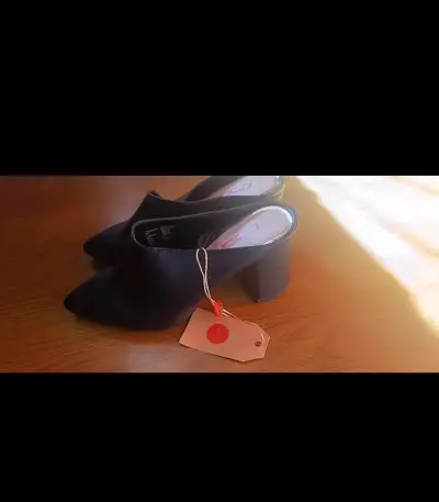 Zapatos de Tacón Negro Bata Talla 35 - miniatura 2
