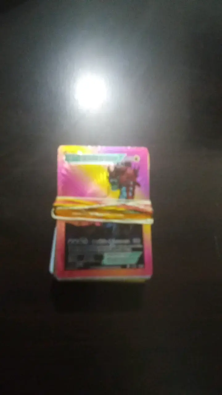Lote de Cartas Pokémon Coleccionables