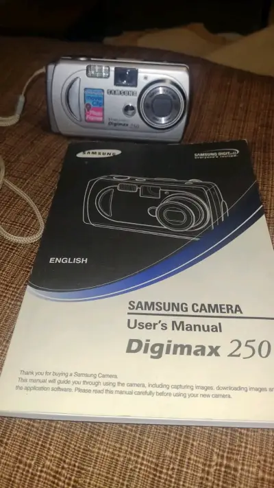 Cámara Digital Samsung Digimax 250 con Manual - miniatura 3