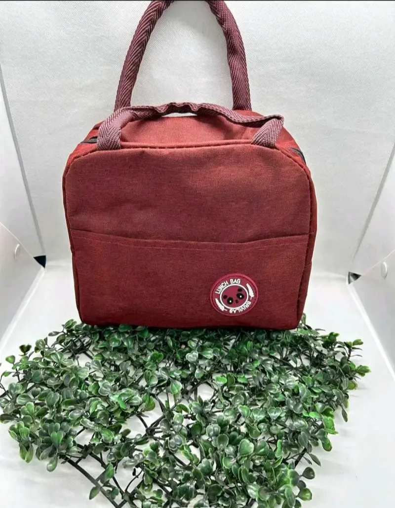 Lonchera térmica con diseño moderno - 2