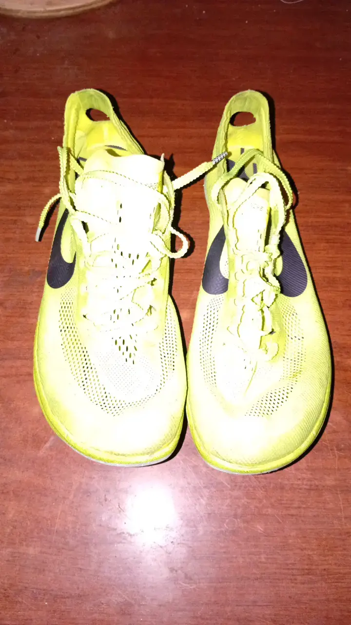 Zapatillas de Atletismo Nike Amarillas con Clavos - 4