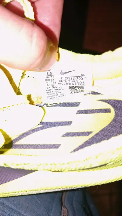 Zapatillas de Atletismo Nike Amarillas con Clavos - miniatura 5