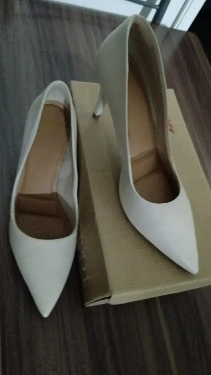 Zapatos de Tacón Blanco invierMarca Bata Talla 39 - 3