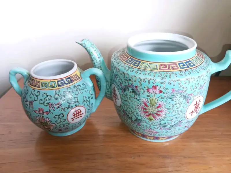 Juego de tetera y azucarero de porcelana china decorativa