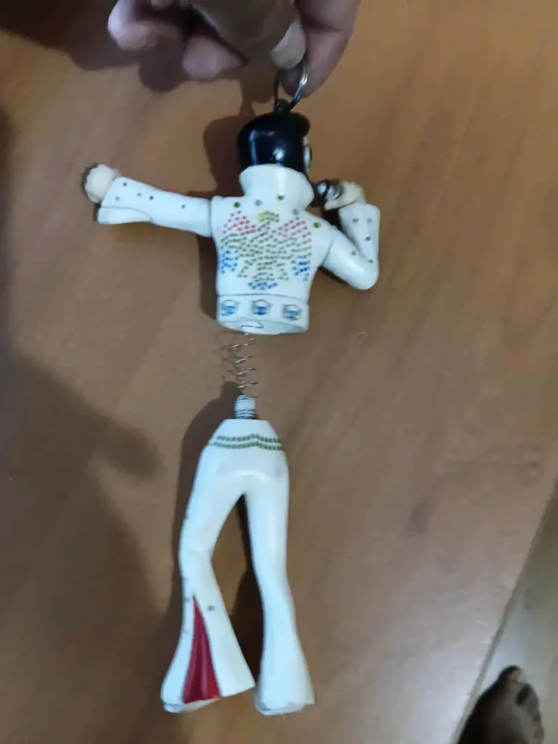 Figura decorativa de resorte estilo Elvis - 2