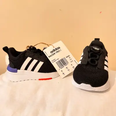 Zapatillas Adidas Racer TR21 Niños Negras - miniatura 2