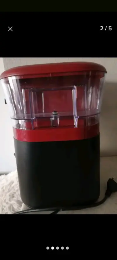Remato Cafetera espresso Oster roja con accesorios - miniatura 3