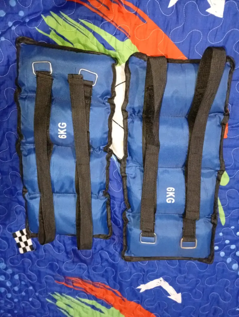 Pesas de tobillo ajustables 6 kg azul