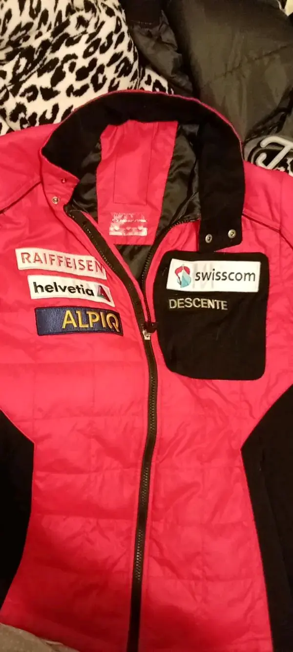 Chaqueta de esquí roja Descente con logos - 3
