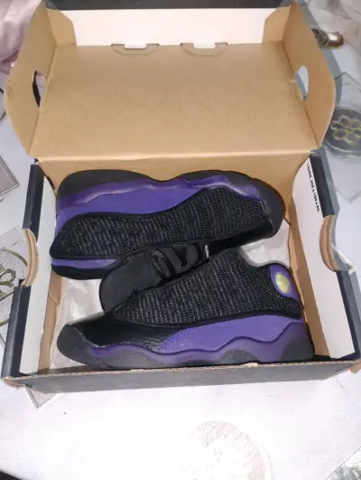 Zapatillas deportivas negras y moradas Jordan para niños - miniatura 4
