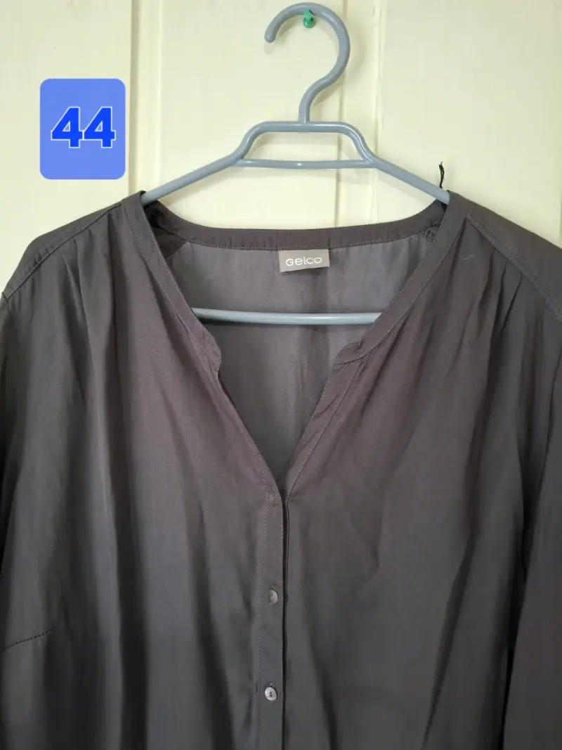 Blusa gris de manga larga Gelco talla 44 - 3