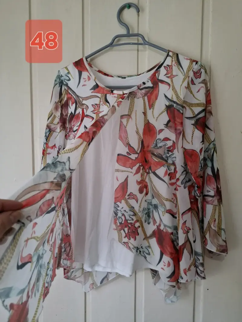 Blusa floral transparente - 2