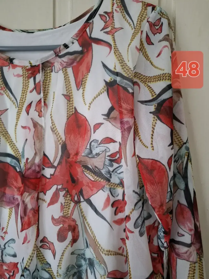 Blusa floral transparente - 3