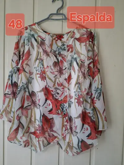 Blusa floral transparente - miniatura 6