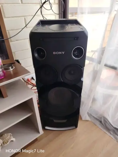 Parlante Sony de Alta Potencia con Luces LED - miniatura 1