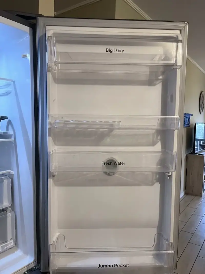 Refrigerador Daewoo Smart Cooling con Dispensador de Agua - 3