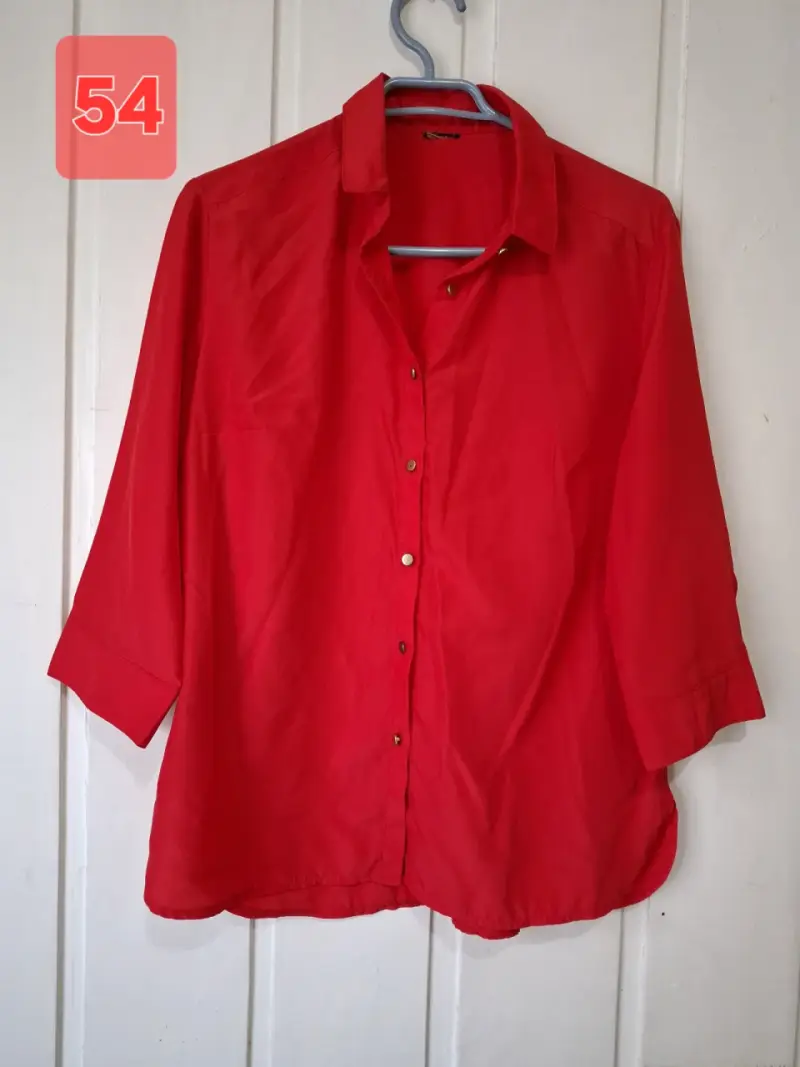 Blusa roja de mujer - 1