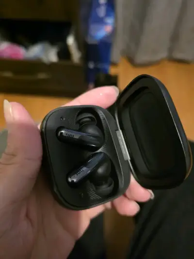 Auriculares inalámbricos JBL con estuche de carga - miniatura 2