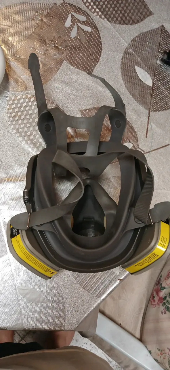 Máscara respiratoria 3M con filtros intercambiables - 2