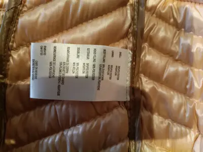 Chaqueta Calvin Klein dorada con capucha - miniatura 4