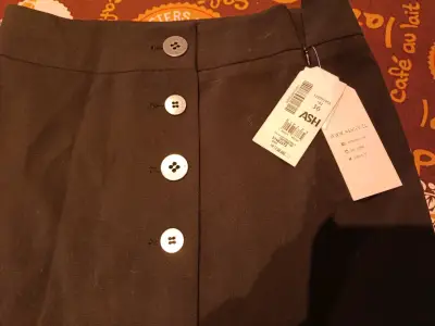 Falda corta negra con botones ASH talla 36 - miniatura 5