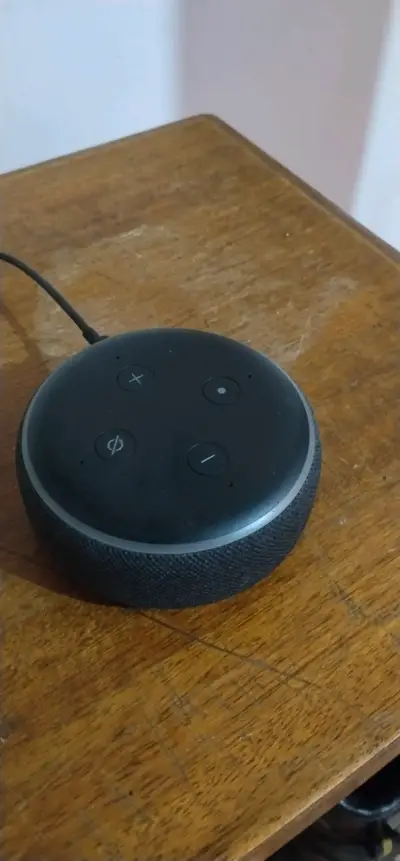 Altavoz inteligente Amazon Echo Dot 3ra generación - miniatura 1