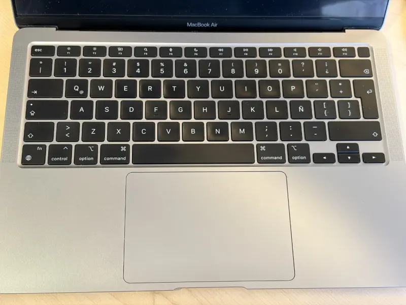 MacBook Air M1 space gray - 5