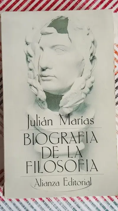 Libro 'Biografía de la Filosofía' de Julián Marías - miniatura 1