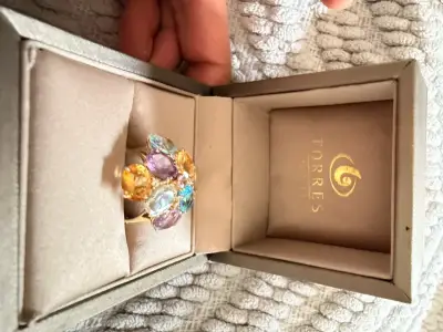 Anillo de piedras semipreciosas y diamantes en oro - miniatura 3