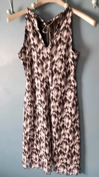 Vestido sin mangas con estampado geométrico - miniatura 4
