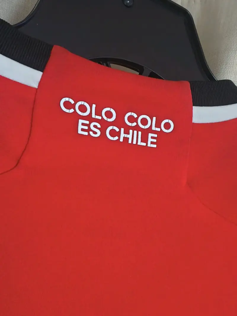 Camiseta Roja Colo-Colo Oficial 2023 - 4