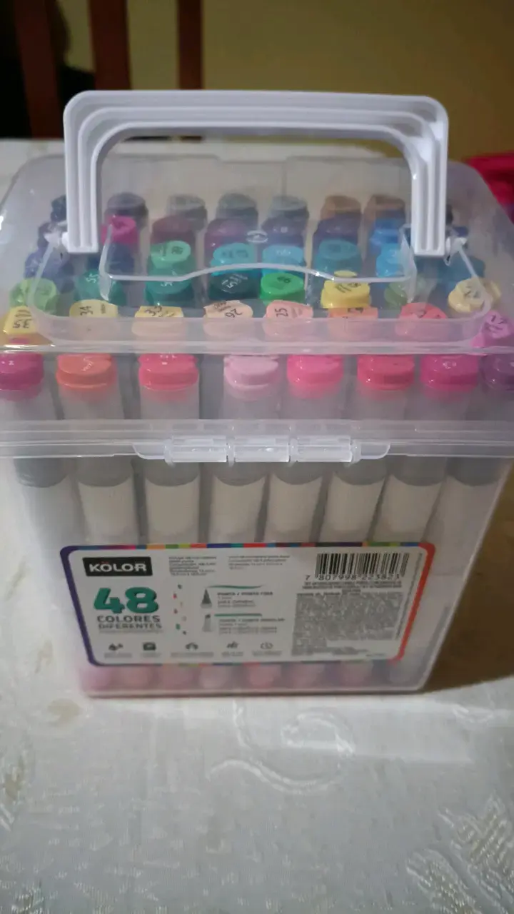 Set de 48 marcadores Kolor en estuche