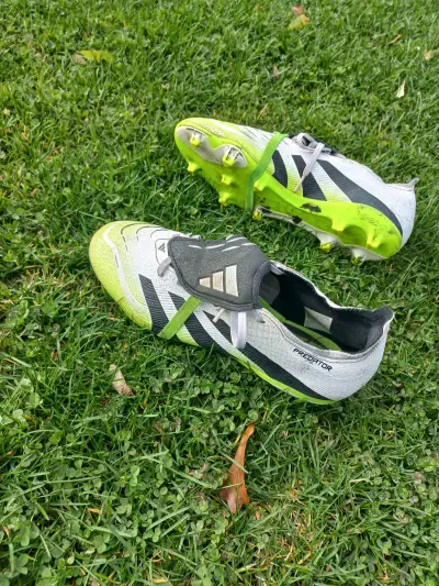 Zapatos de fútbol Adidas Predator 40.5 - miniatura 3
