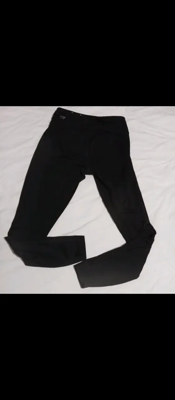Pantalones deportivos negros para mujer