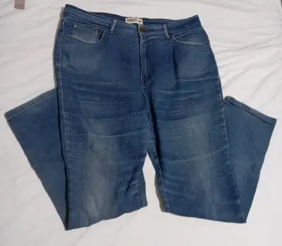 Jeans azul para hombre talla 44 - miniatura 1