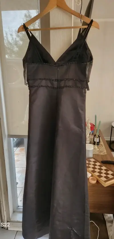 Vestido de fiesta azul y negro con encaje - miniatura 4