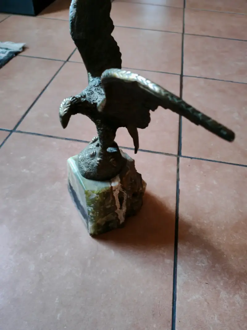 lEscultura de Cóndor en Bronce sobre Base de Ónix - 3