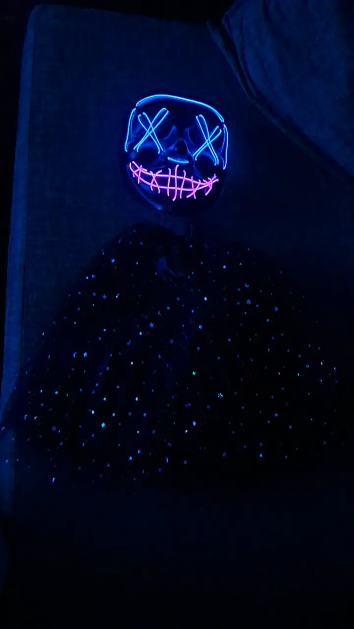 Máscara LED luminosa con tutu de estrellas