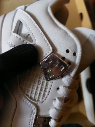 Zapatillas Jordan Retro 4 [Pure Money] - miniatura 2