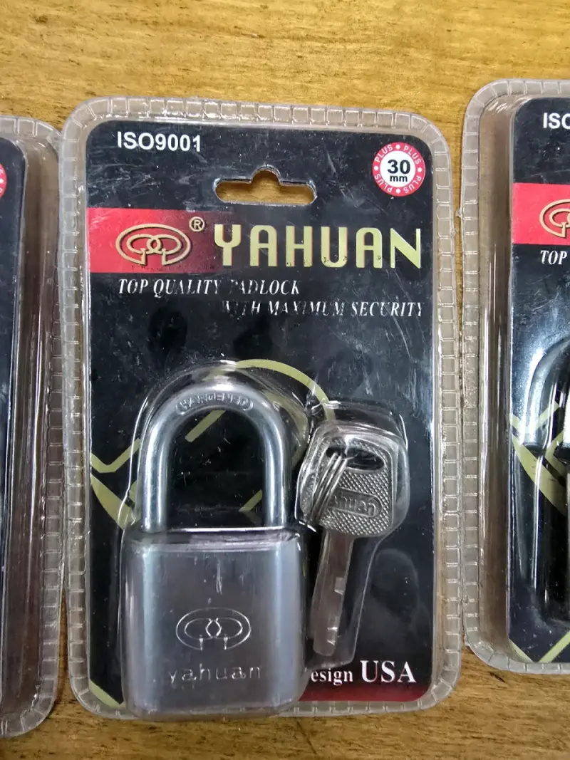3 Candado de seguridad Yahuan 30mm con llaves