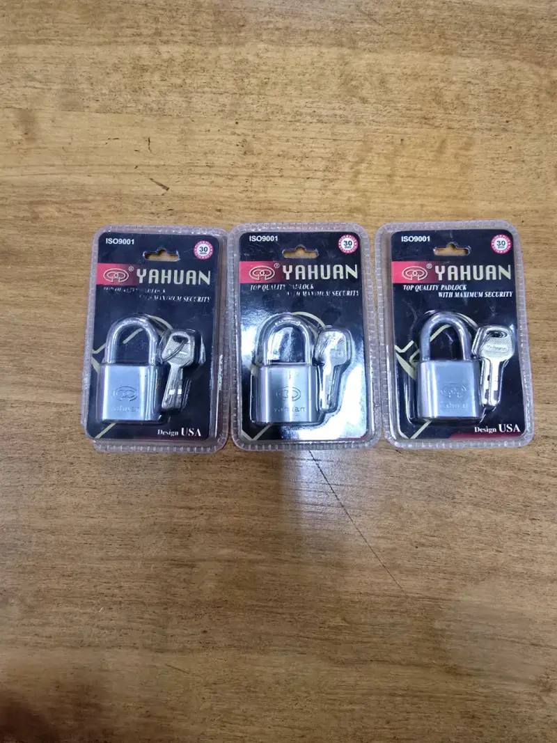 3 Candado de seguridad Yahuan 30mm con llaves - 2