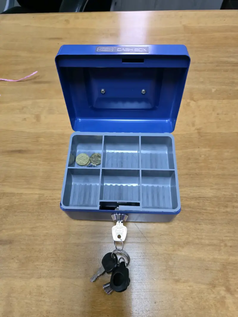 Caja de seguridad azul con llave - 3